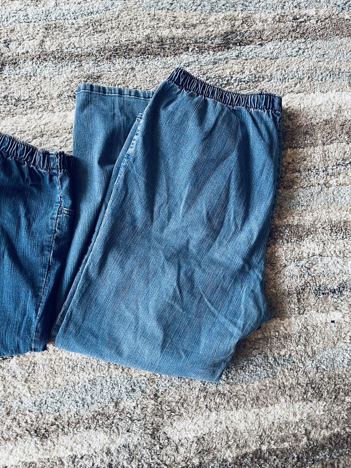 Vintage Chic Pull On Elastic Waist Ladies Pants Jeans Capri Denim Lot Size 22W