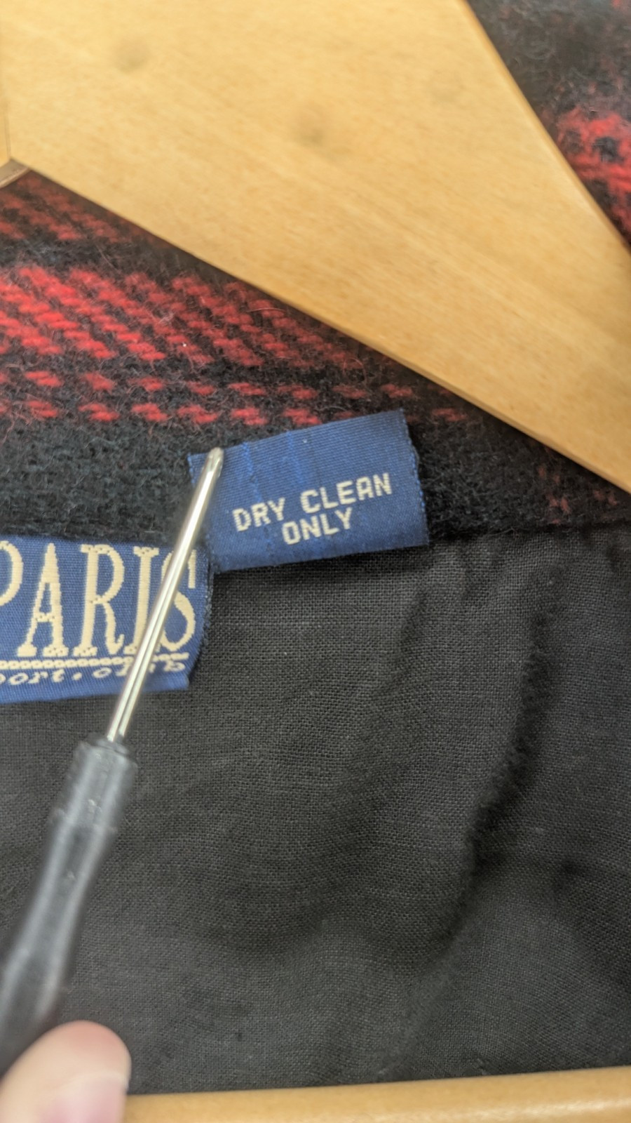 Vintage Paris Sport Club 90’s Women’s Med Red & Black Fully Lined Plaid Jacket