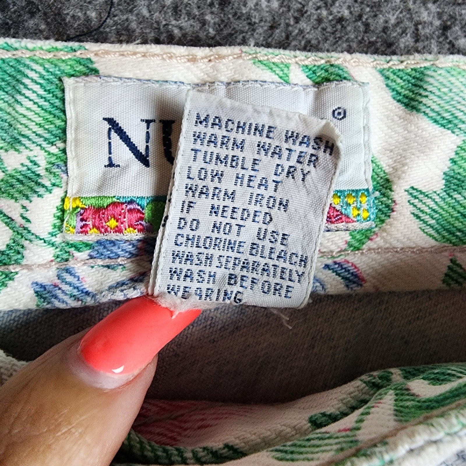 Nuovo Denim Shorts Women 9 Light Blue Acid Wash Floral High Rise Vintage 90s