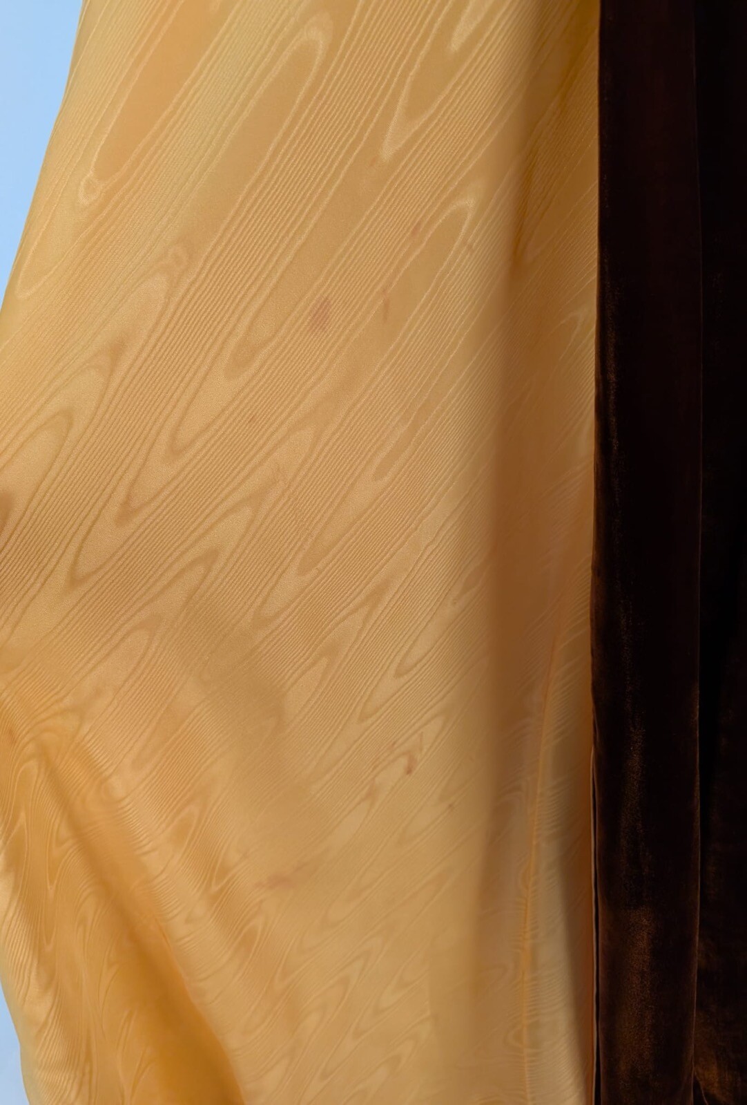 1930’S YELLOW WATERED MOIRE LONG DRESS W PUFF SLEEVES + VELVET + TRAINING REAR
