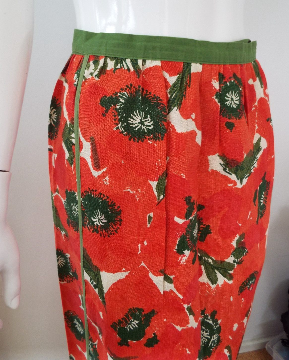 VTG Vera Neumann Cotten Linen Hostess Wrap Skirt PERFECT Poppy Red Green Floral