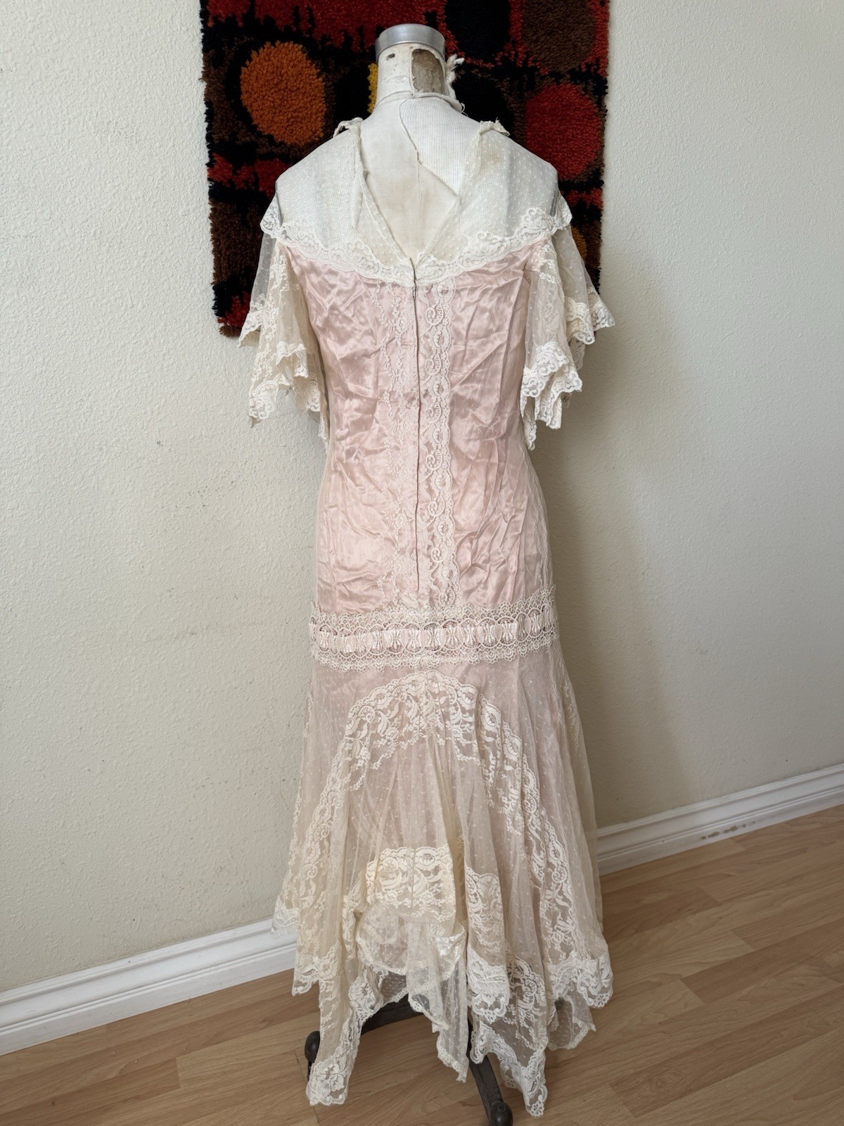 Vintage Susan Lane’s Country Elegance Lace Pearl Wedding Dress