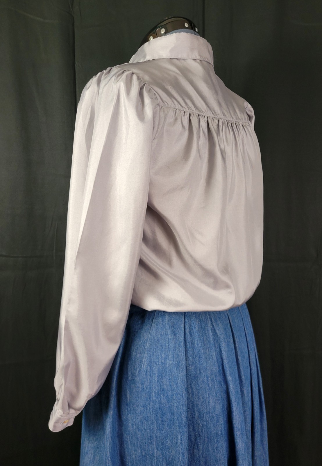 Vintage Stuart Lang Grey/Silver Long Sleeved Blouse Size 6