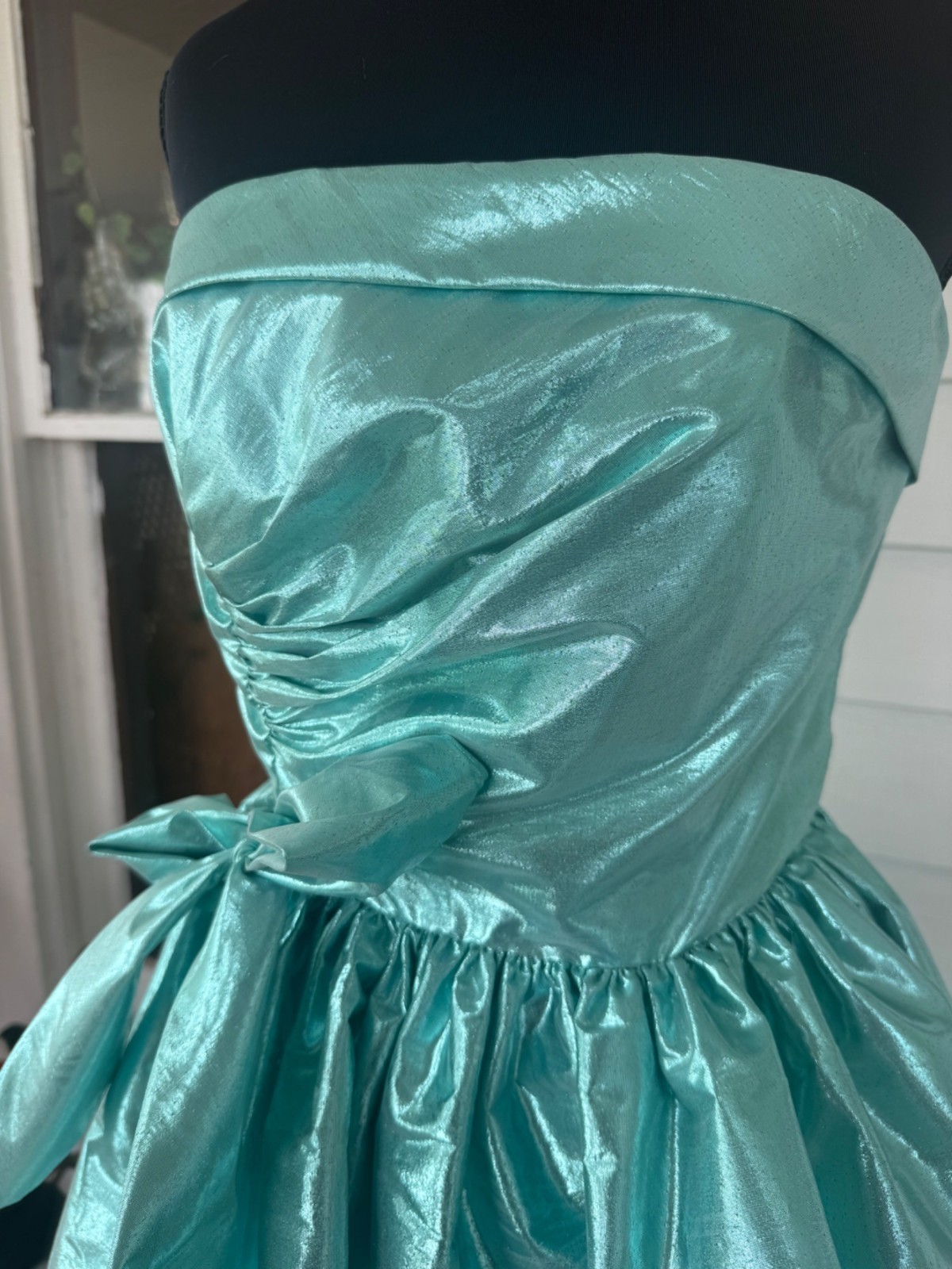 Vintage 80’s Aqua Green Lame’ Ball /Prom Gown Bustled Bow TD4 Eletra size 11/12
