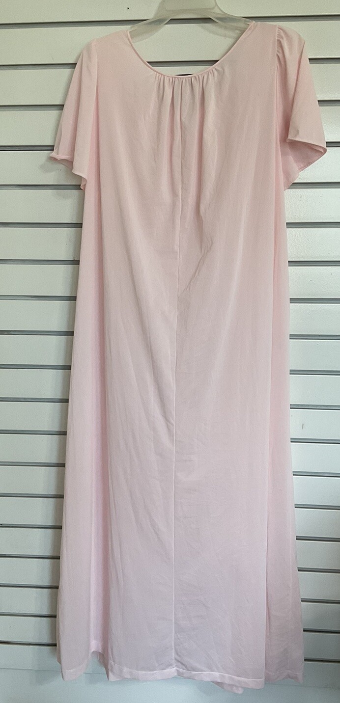 ShadowLine Vtg 1X Light Pink Silky Nightgown Embroidered w Pink Roses Romantic