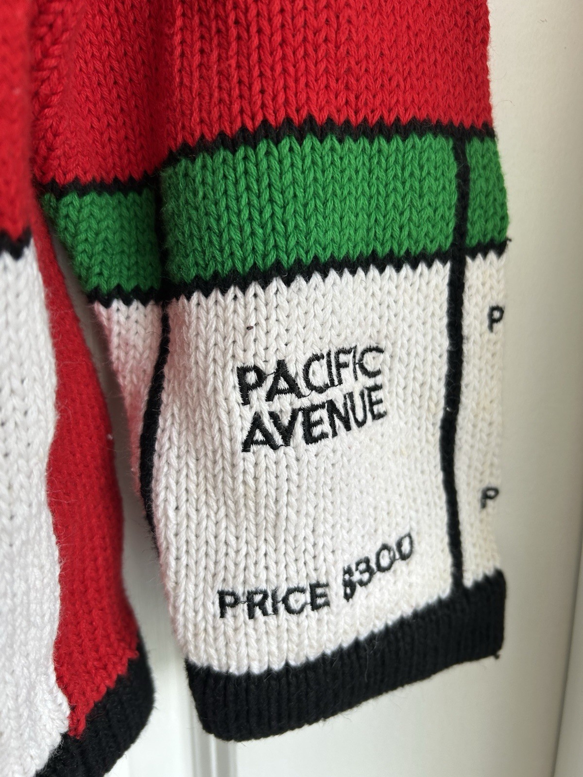 Vtg The Eagle’s Eye MONOPOLY BOARD GAME knit cardigan Women’s Size L RARE