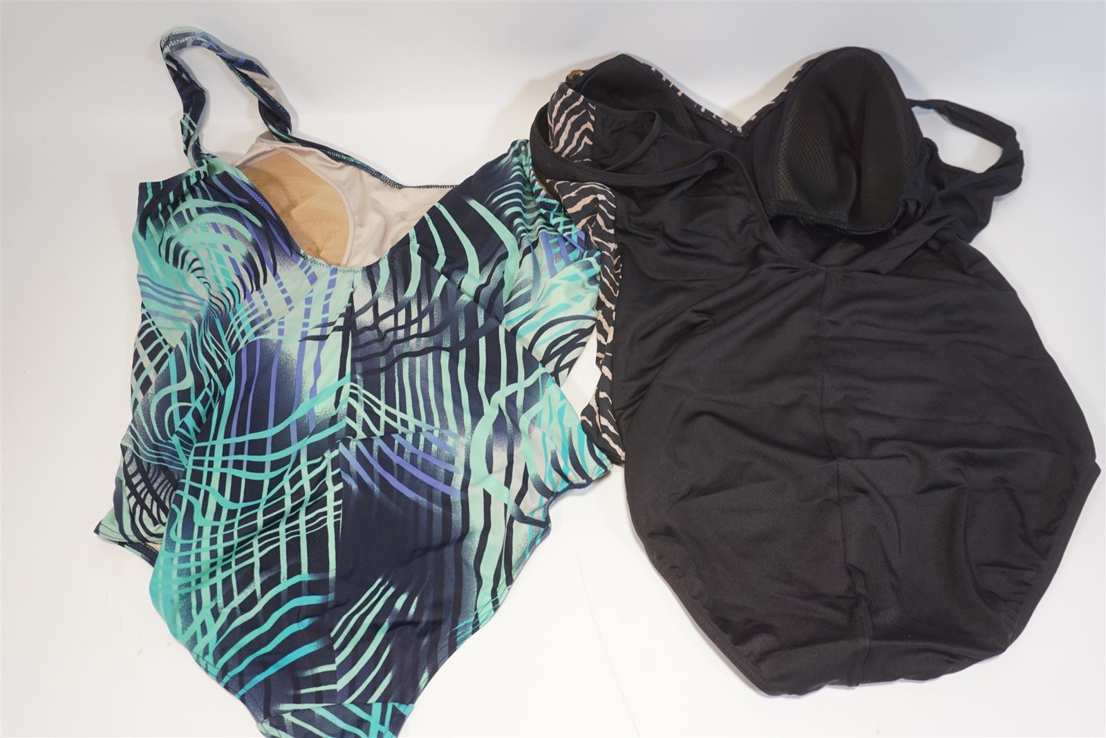 Summer Moves On Vintage Swimwear Bundle Swimsuits Including Sousa Size 44-48 Cup C