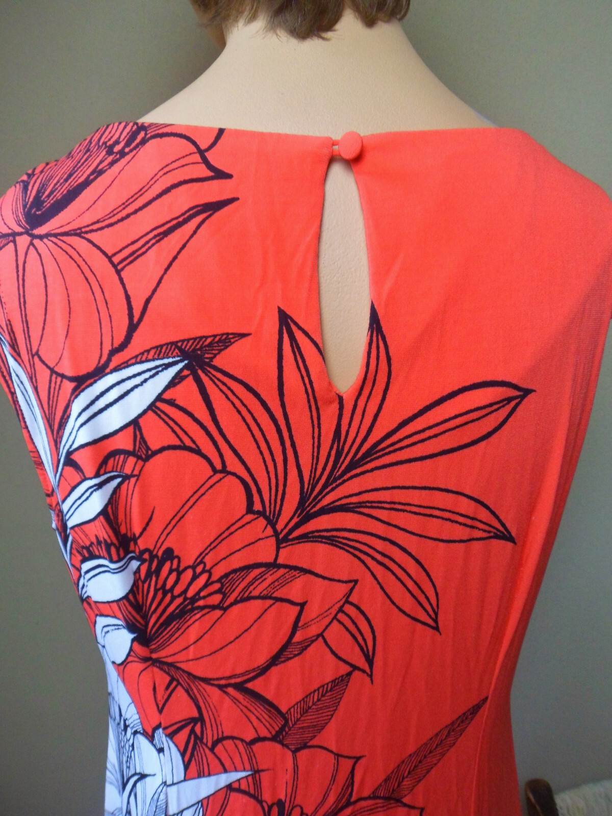 London Times Red Poppy Dress, Vintage Polyester Pencil Dress, Size 6, Cap Sleeve