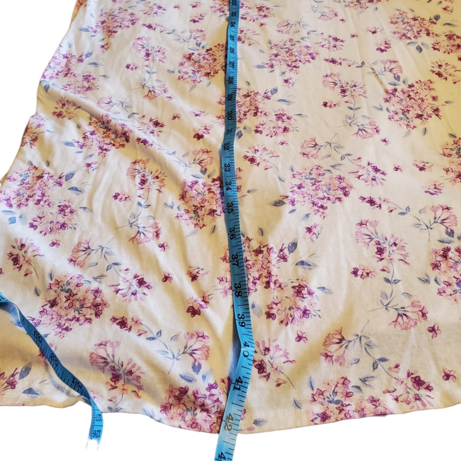 VTG Earth Angel Women’s S Nightgown Full Length White Purple Blue Floral Snaps