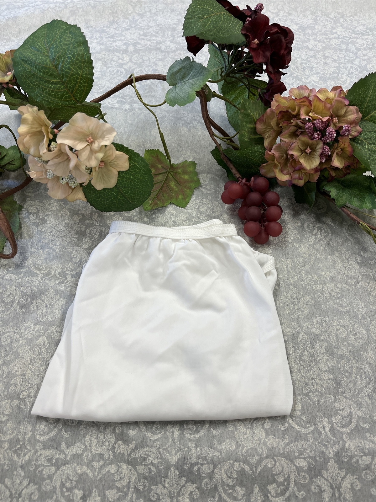 Dixie Belle Vintage Sheer White Nylon Full Panty Panties 819 Size 12 Hips 50 1/2