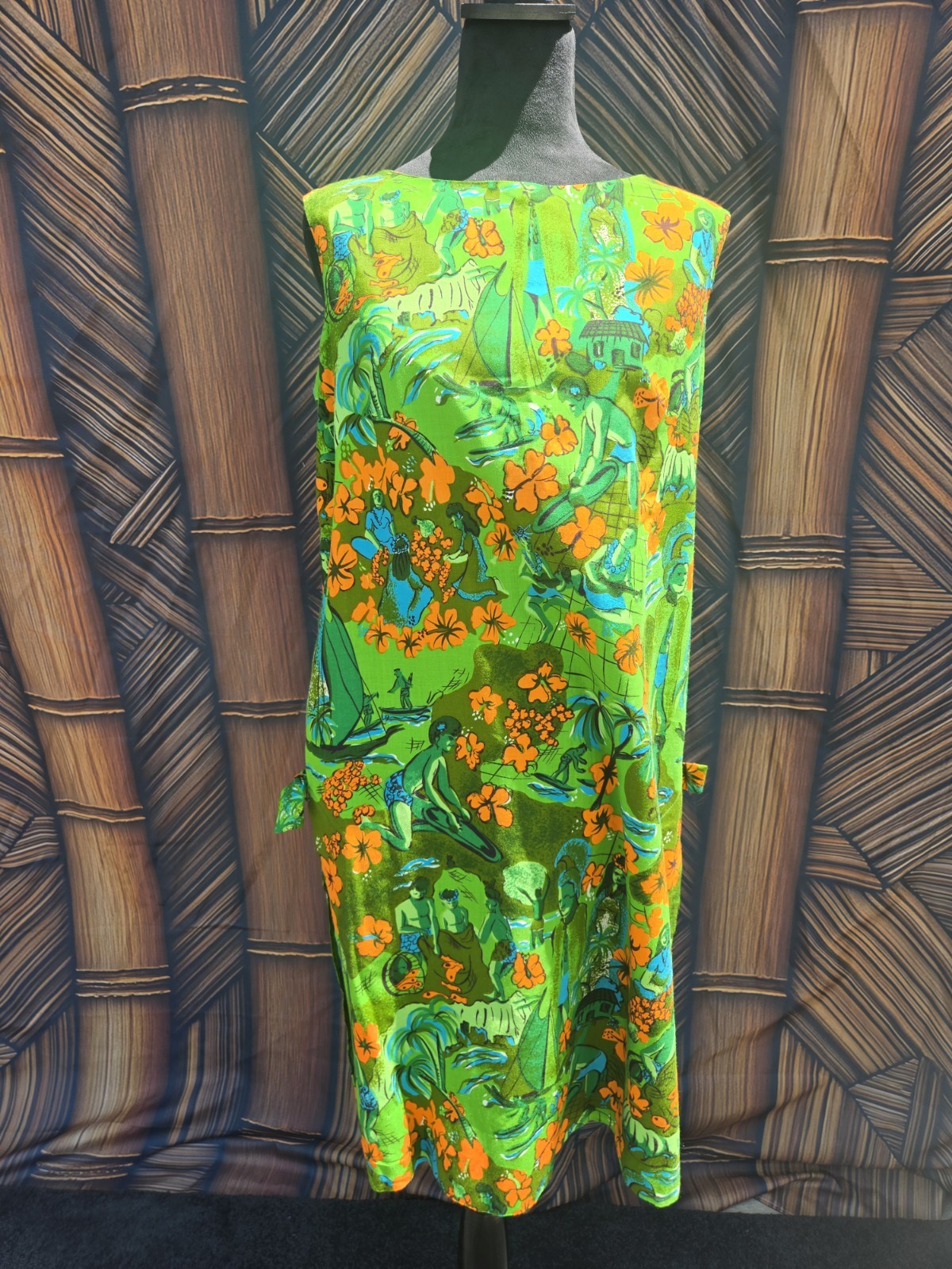 Vintage Royal Hawaiian Midi Aloha Dress w6005