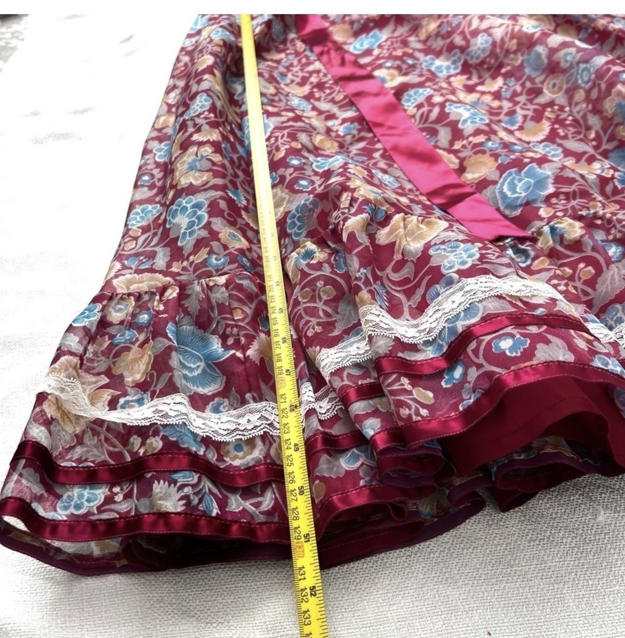 Vintage Lorrie Deb Floral Dress With Lace and Ribbon Detail Size Small