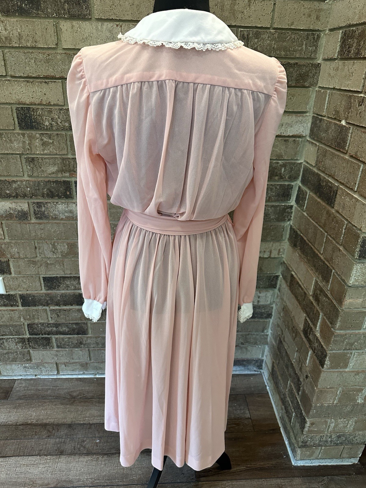 Vintage DISCOVERY I Fashions Dress Size 10 Long Sleeve With Belt Pink 62908