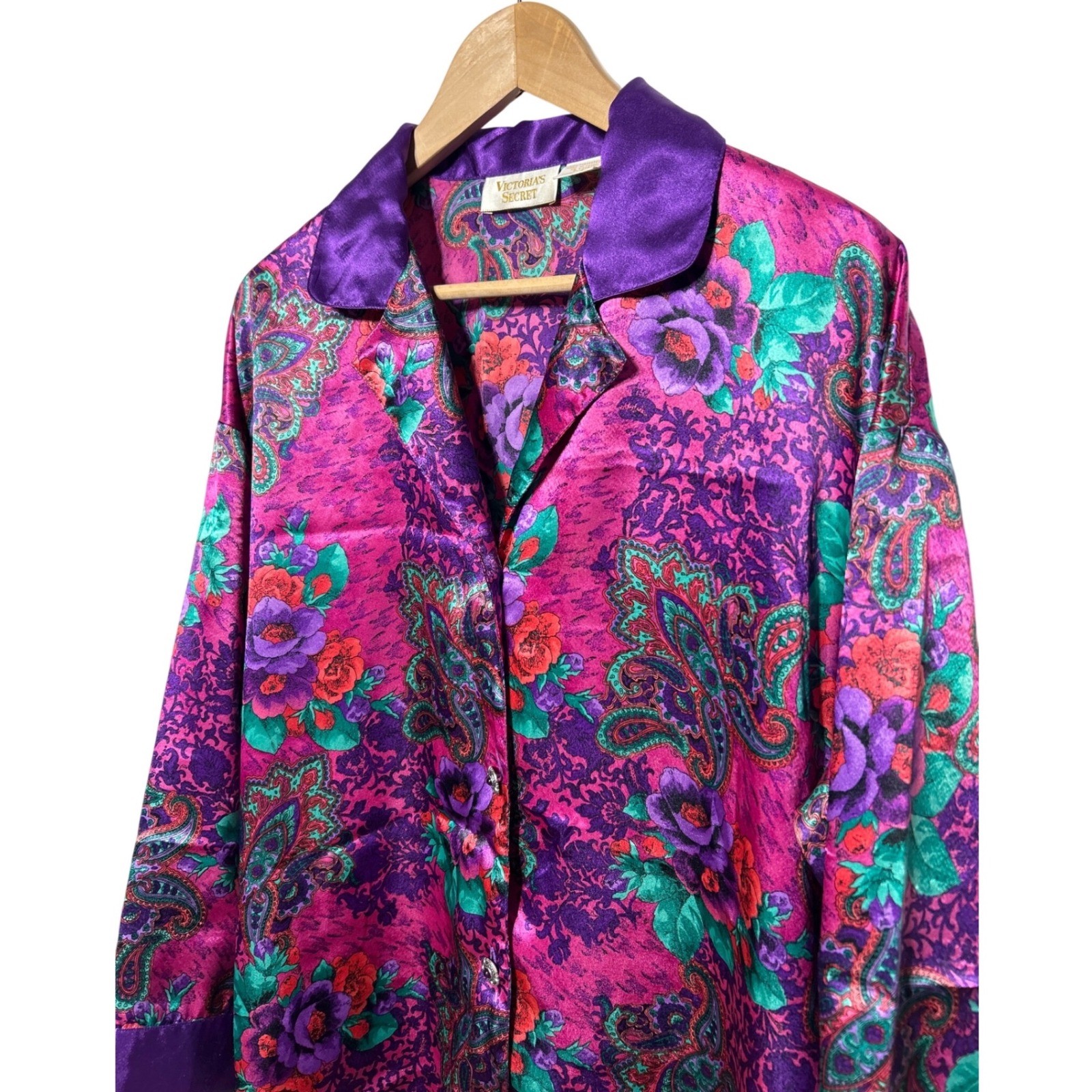VTG Victorias Secret Gold Label Paisley Floral Satin Sleep Shirt Magenta P/S EUC