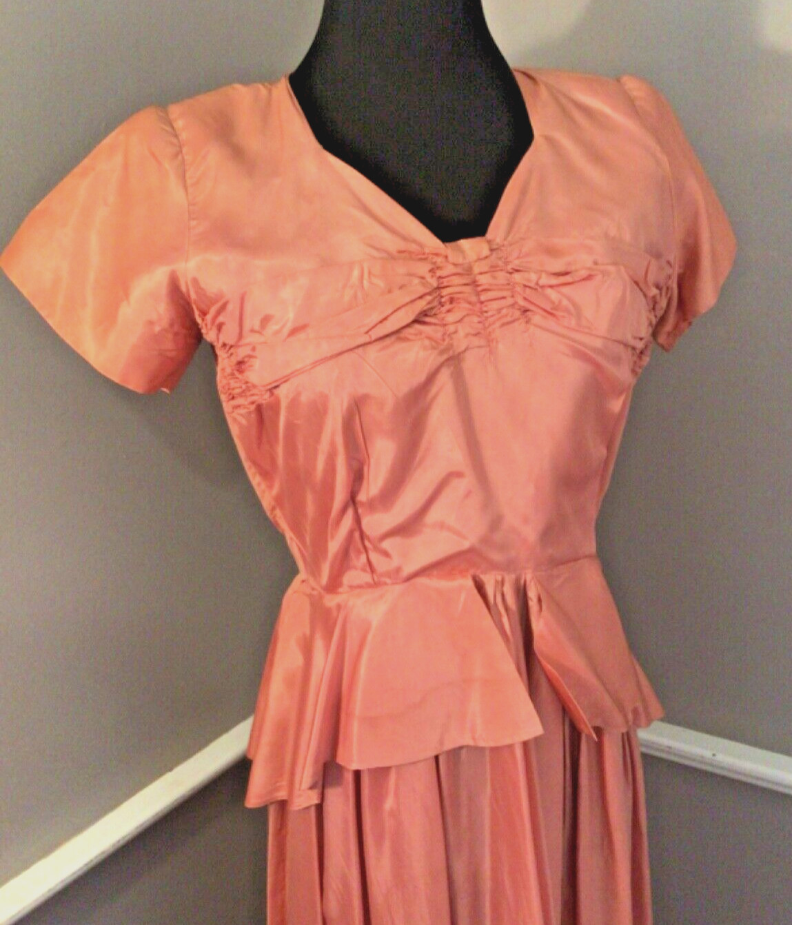 Authentic Vintage Late 30s – 1940s Rose Pink Taffeta Dress ~ Gown