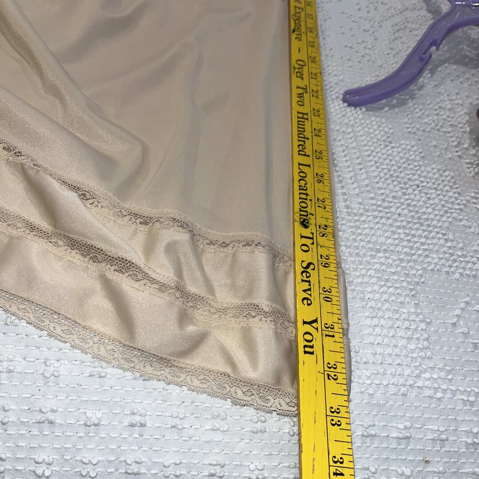 Unbranded Full Slip Beige Nude 17” Across Bust 33” Pit To End Of Hem. Vtg.