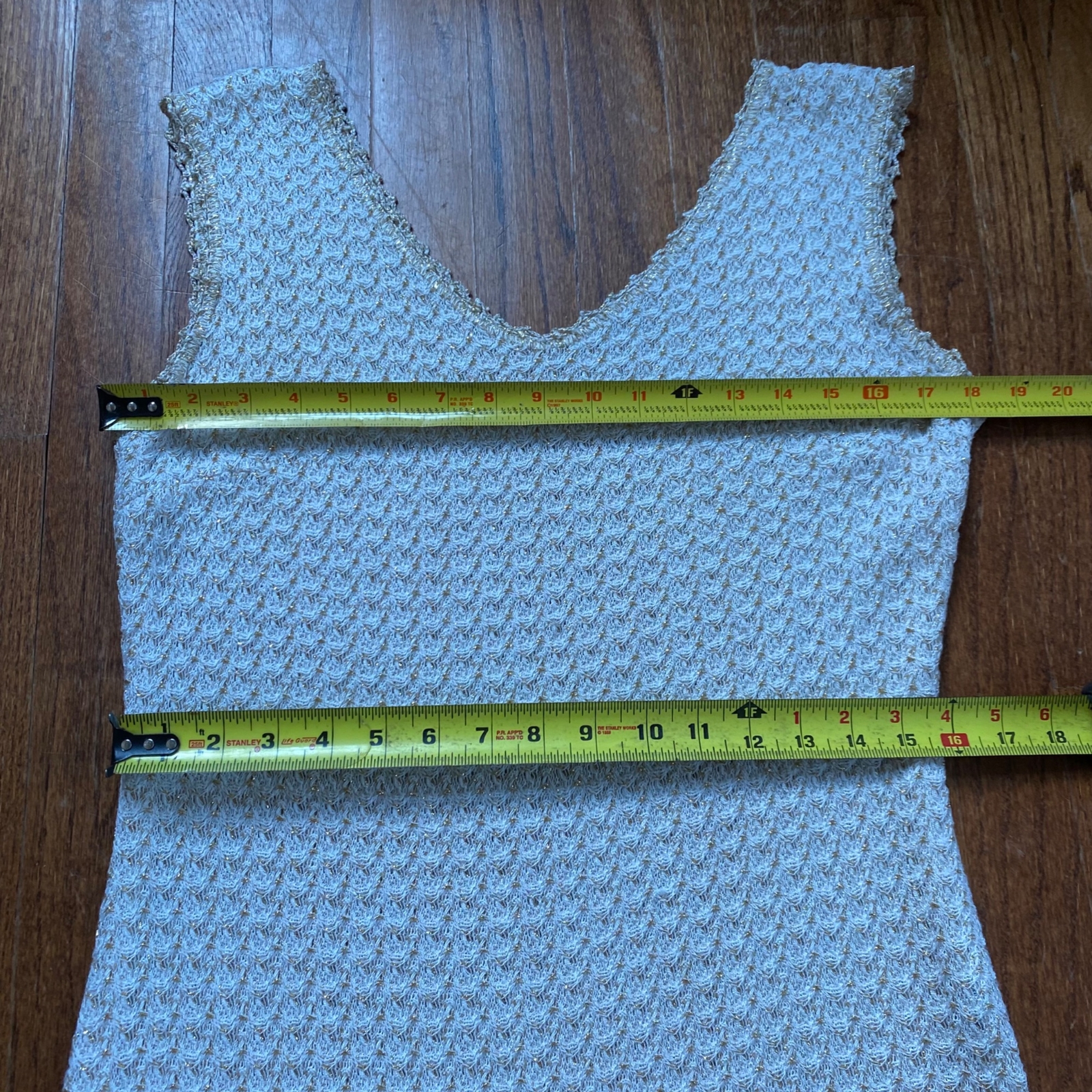 Vintage Crochet Dress Mod 60s 70s Sleeveless Boho Cream Metallic Gold Size Large