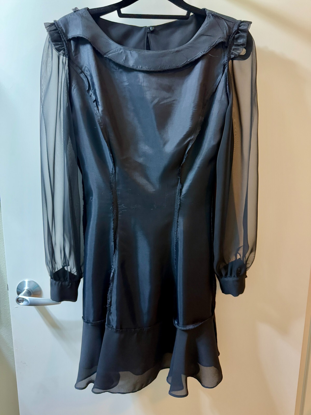 Hampton Nites sz 8 Women’s Sheer Sleeved Ruffled Hem Black Dress #291