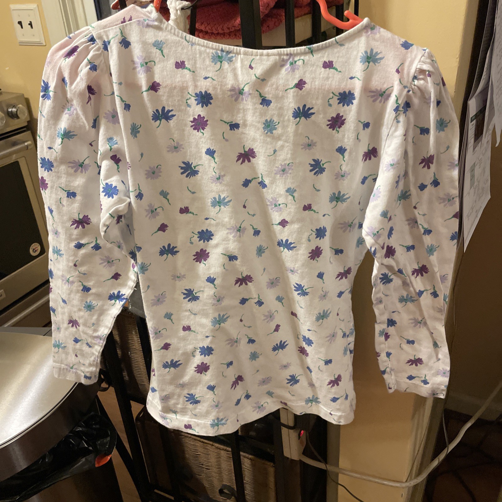Vintage 100% cotton Laura Ashlee white blue and purple floral shirt Large