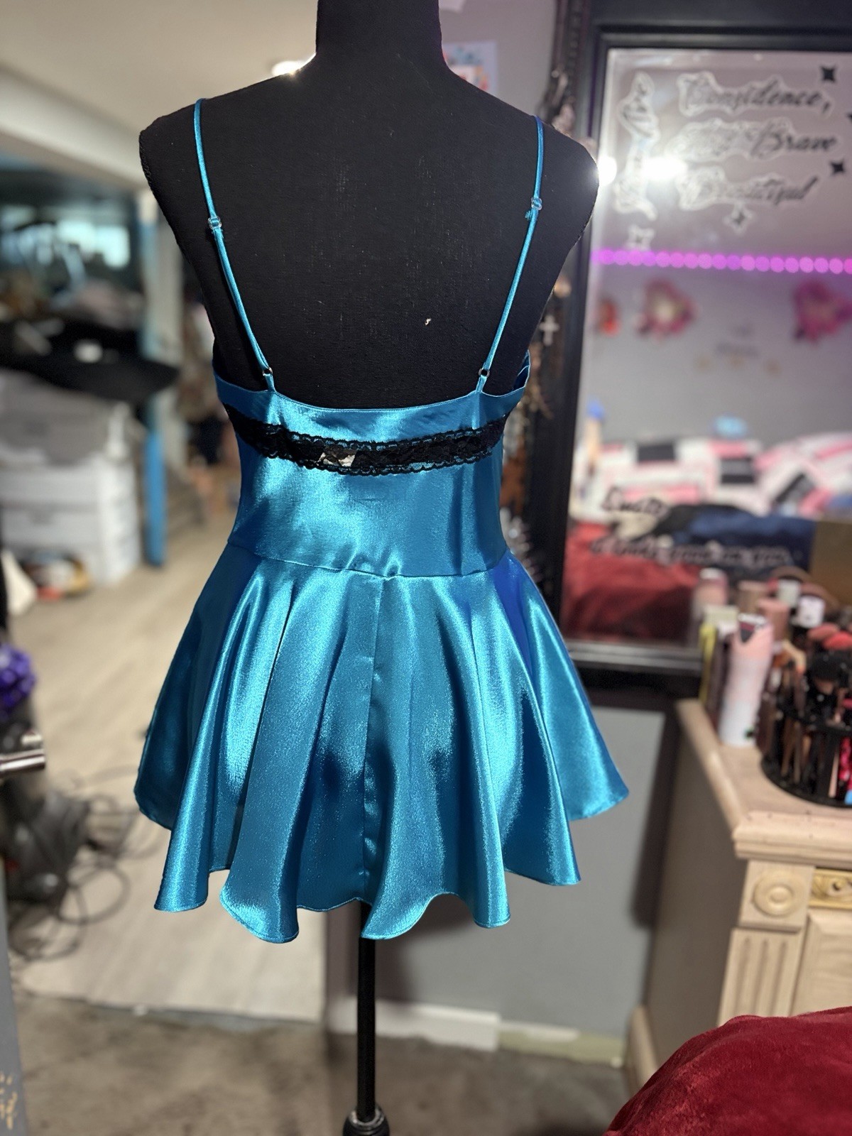 Vintage NWOT Victoria Secrets Teal Satin & Lace Camisole Top- small