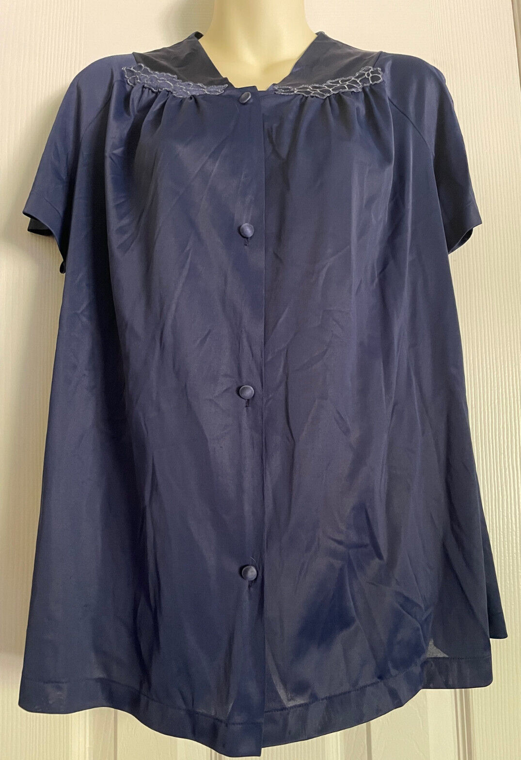 Vintage Vanity Fair women’s button down pajama top navy blue size Large