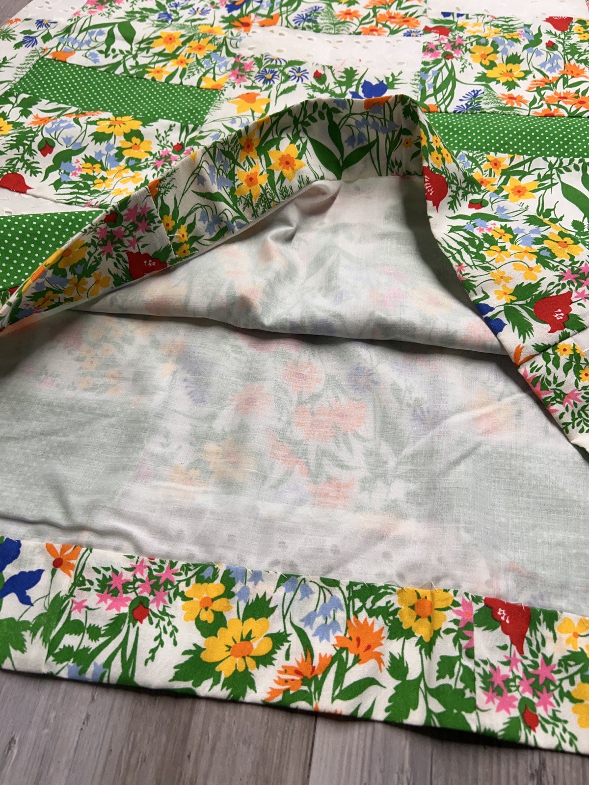 Vintage 70s Mr Hank Patchwork Floral Maxi Skirt Eyelet Lace Boho Cottagecore XS