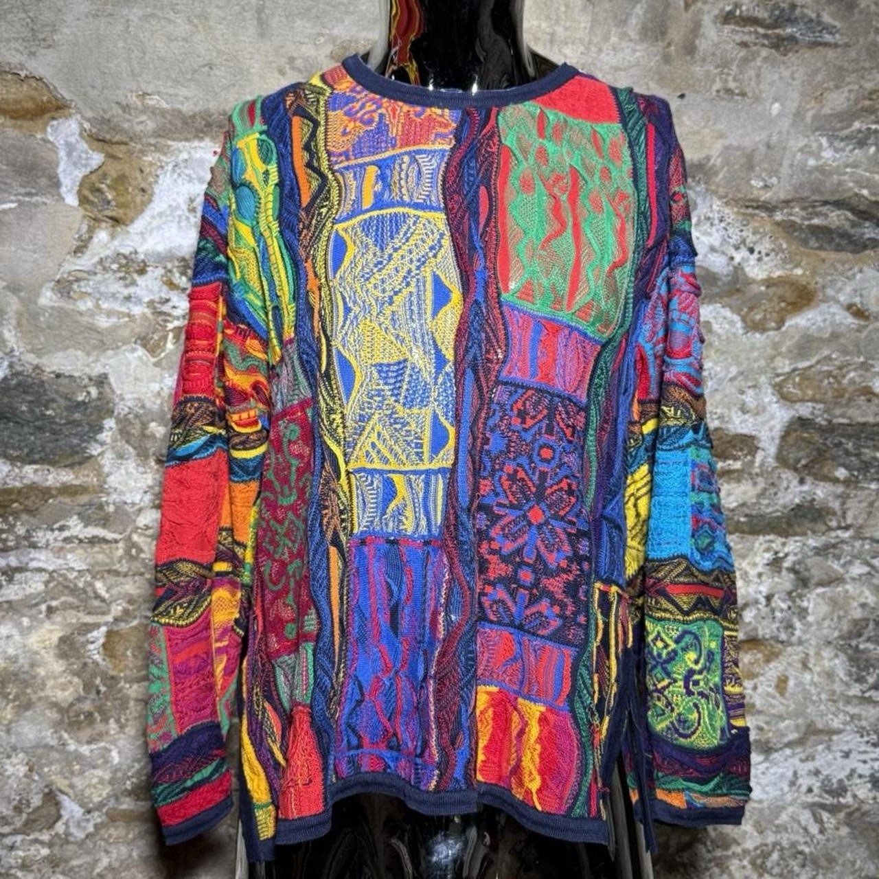 Coogi Women’s Vintage Textured 3D Knit Pullover Sweater 90s Australia
