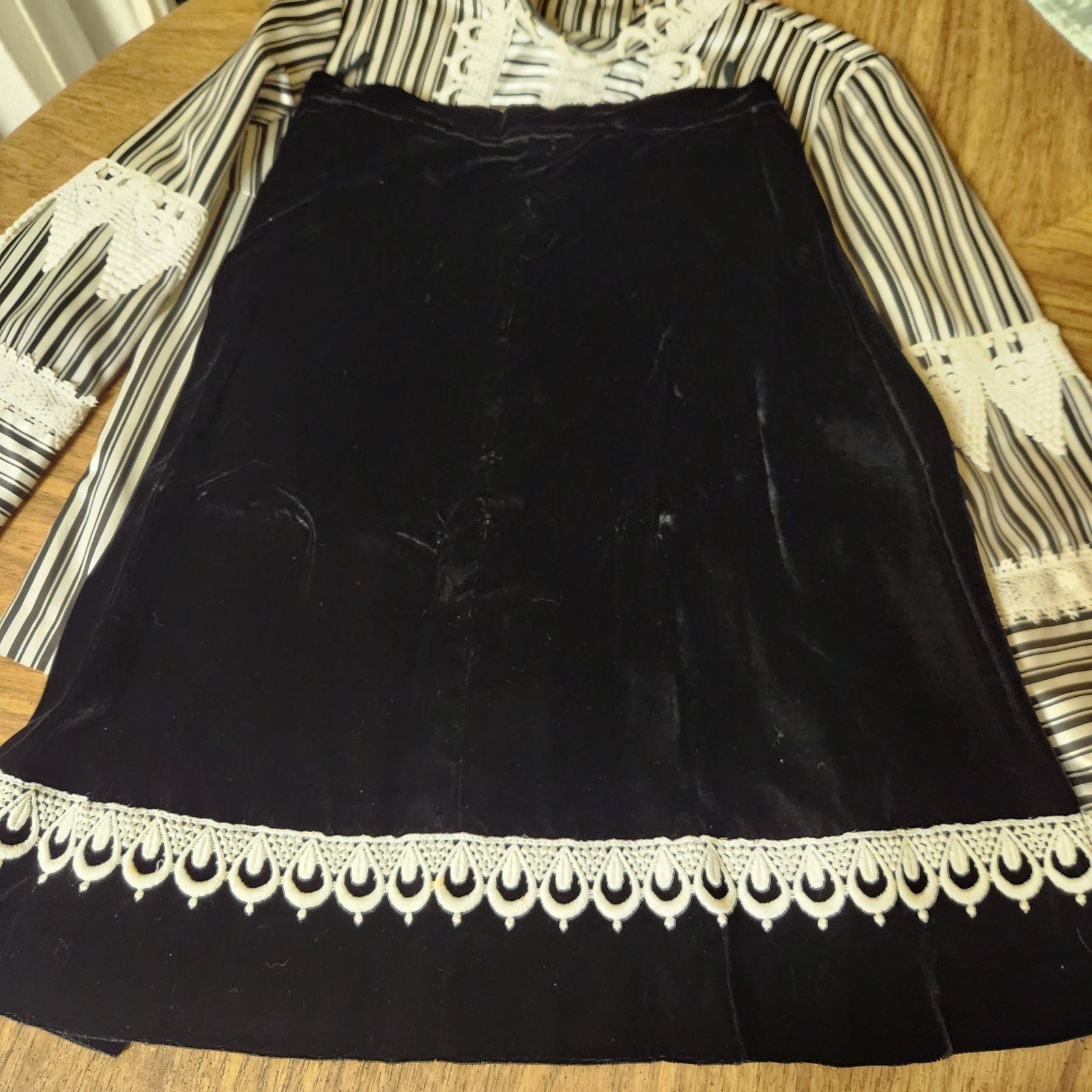 Vtg 60s 70s Alfred Werber 3 Pc Skirt Suit Set Velvet Vest Blouse Lace Mod Sz 10