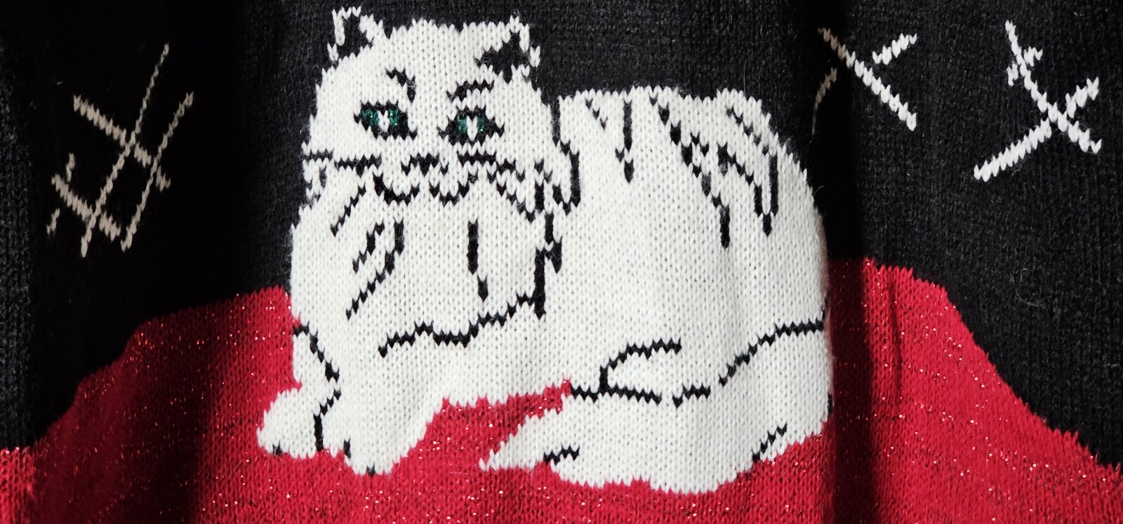 VTG SPUNKY Ugly Sweater Women L Black Red Metallic Whimsygoth White Spooky Cat