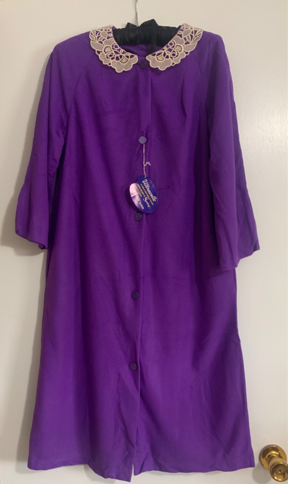 Vintage NWT “Hayes” Purple Grandmacore Women’s Housecoat w/ Lace Collar Warm
