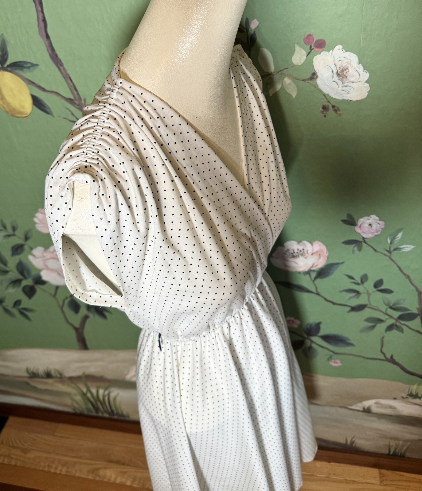 Vintage 1970’s Does 1950’s White Polka Dot Marilyn Monroe Wrap Dress Cap Sleeves