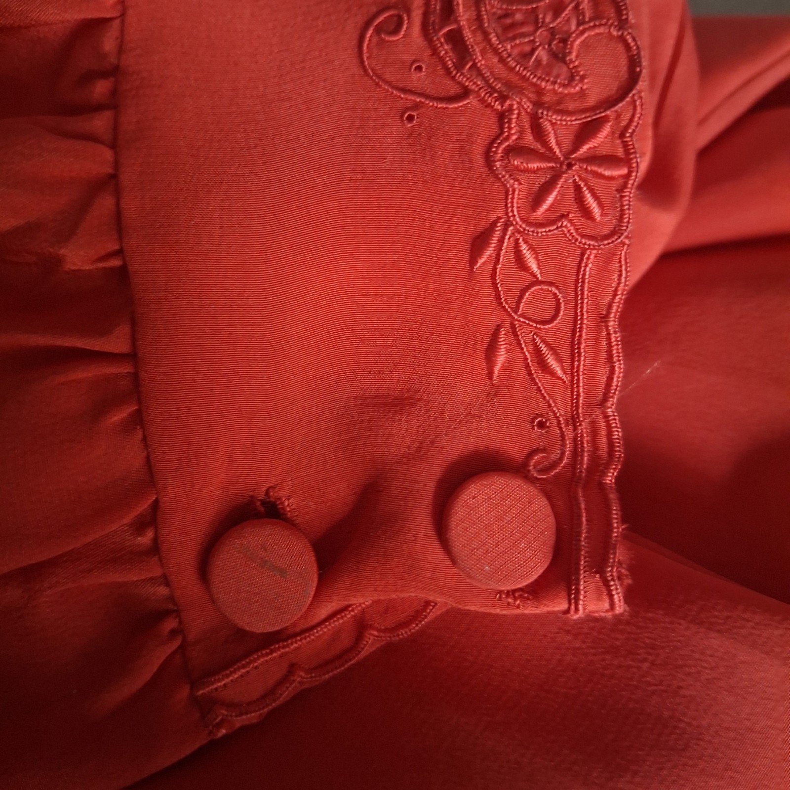 Vtg 60s Da Fu Gui Chinese 100% Silk Blouse Hand Embroidered Cut Work Red Sz 36