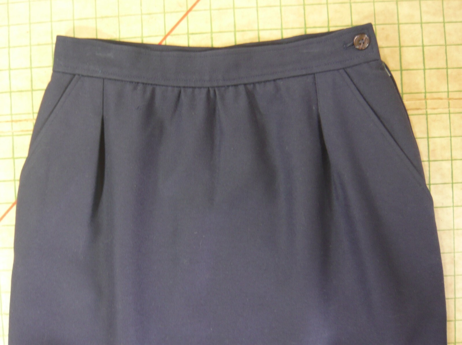 YVES SAINT LAURENT vintage 70s NAVY WOOL SKIRT French style deluxe 6