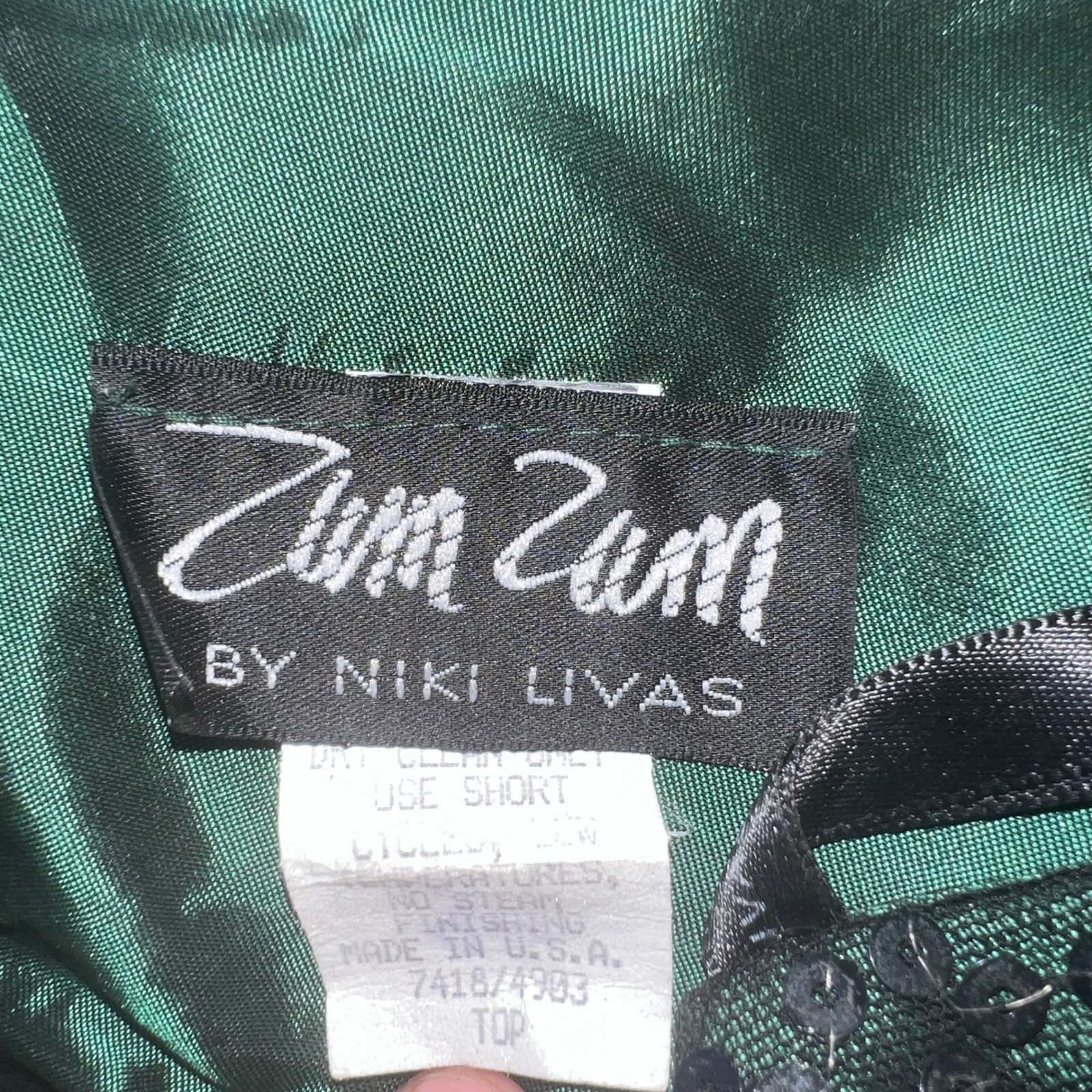 Zum Zum Niki Livas Vintage 2 Piece Formal Set Emerald Sequin top 7/8 skirt 9/10