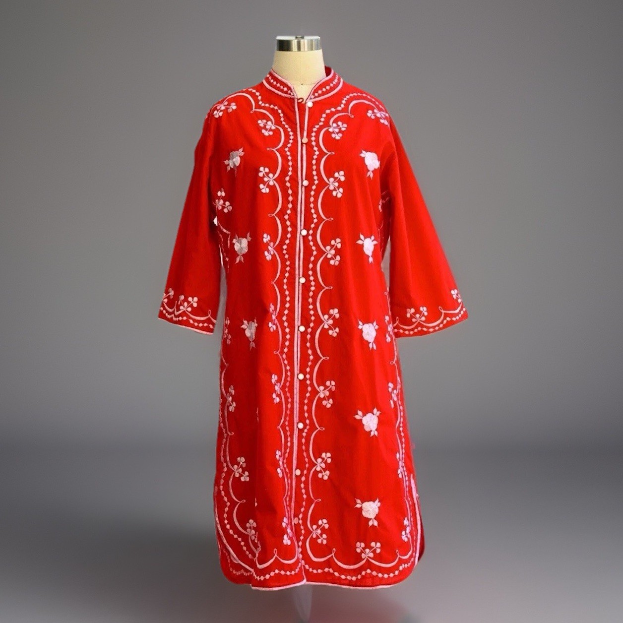 VTG Caro Of Honolulu Dress Red White Embroidered Buttons Down Front 1970’s Sz 12