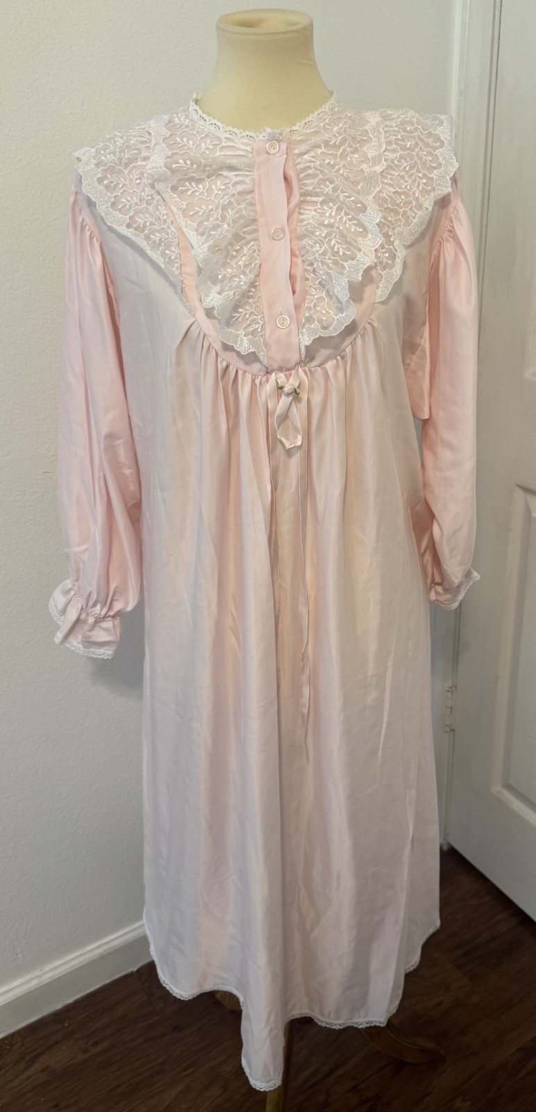 Vintage Lily of France Pink Lace Ruffle Nightgown Long Sleeve Cottagecore Me