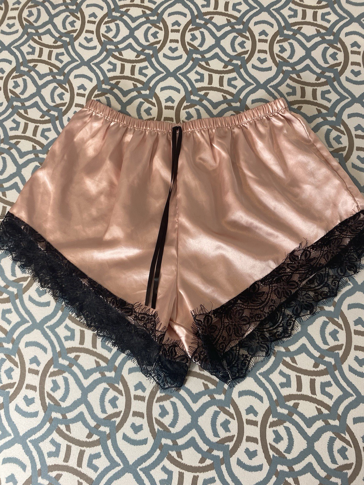 Women’s Pink Satin sleep shorts/Black Lace Trim 2XL Plus Size