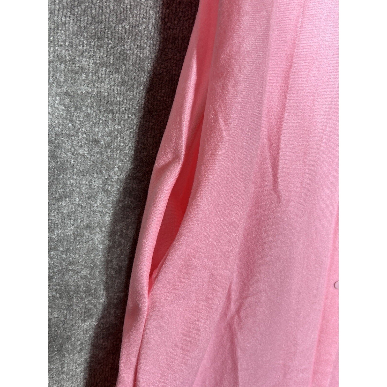 Vintage Kingly Long Robe Womens Size Large 16-18 Pink Side Pocket Snap Front USA