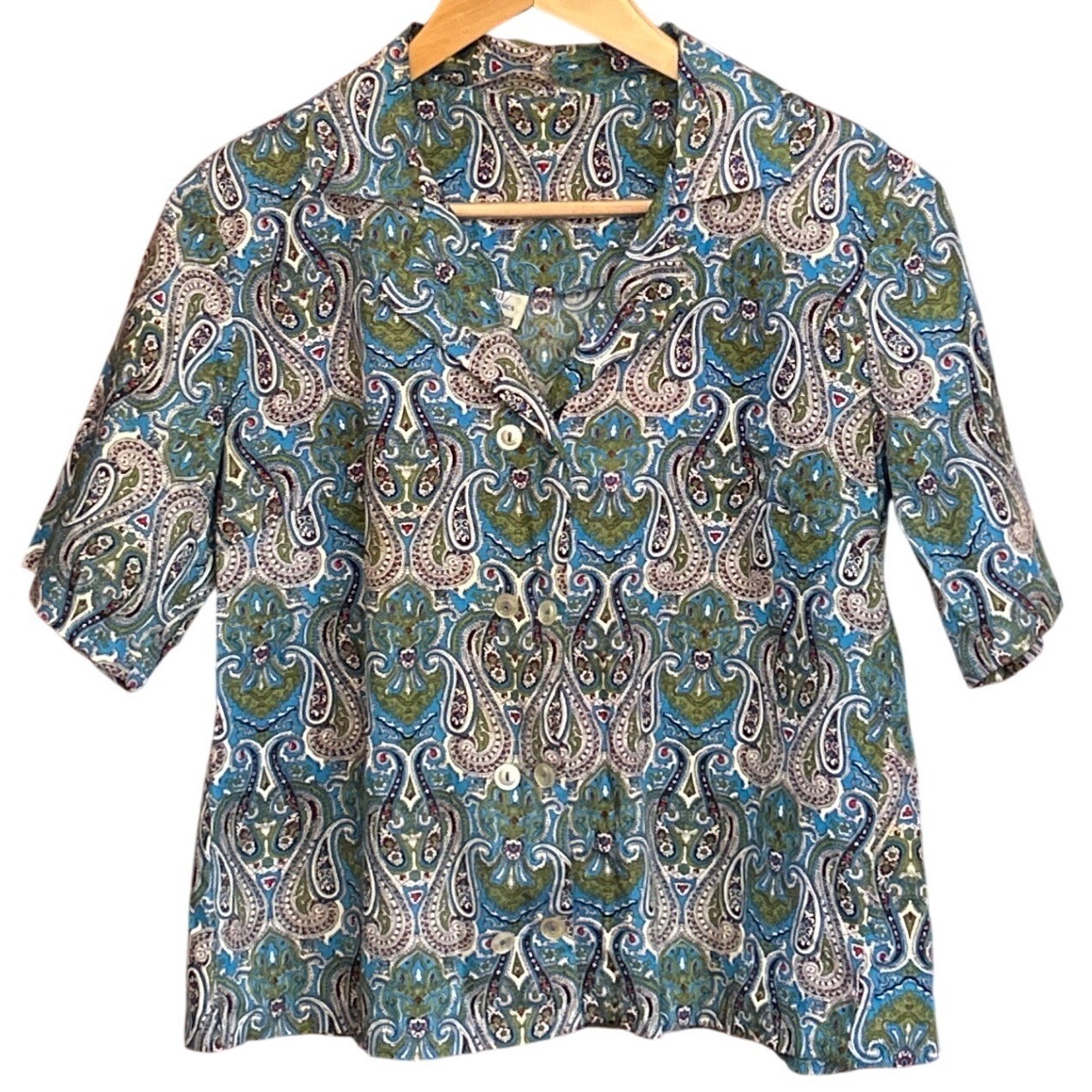 Vintage 70s Cape Cod Classics Button Up Shirt Paisley Boho Retro Preppy C;assic
