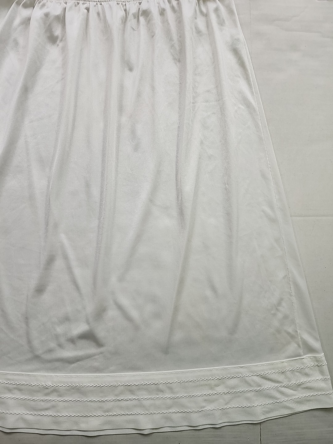 Mel-Lin Womens XL Nylon White HALF SLIP Skirt Lingerie 25″ Long Embroidered Vtg