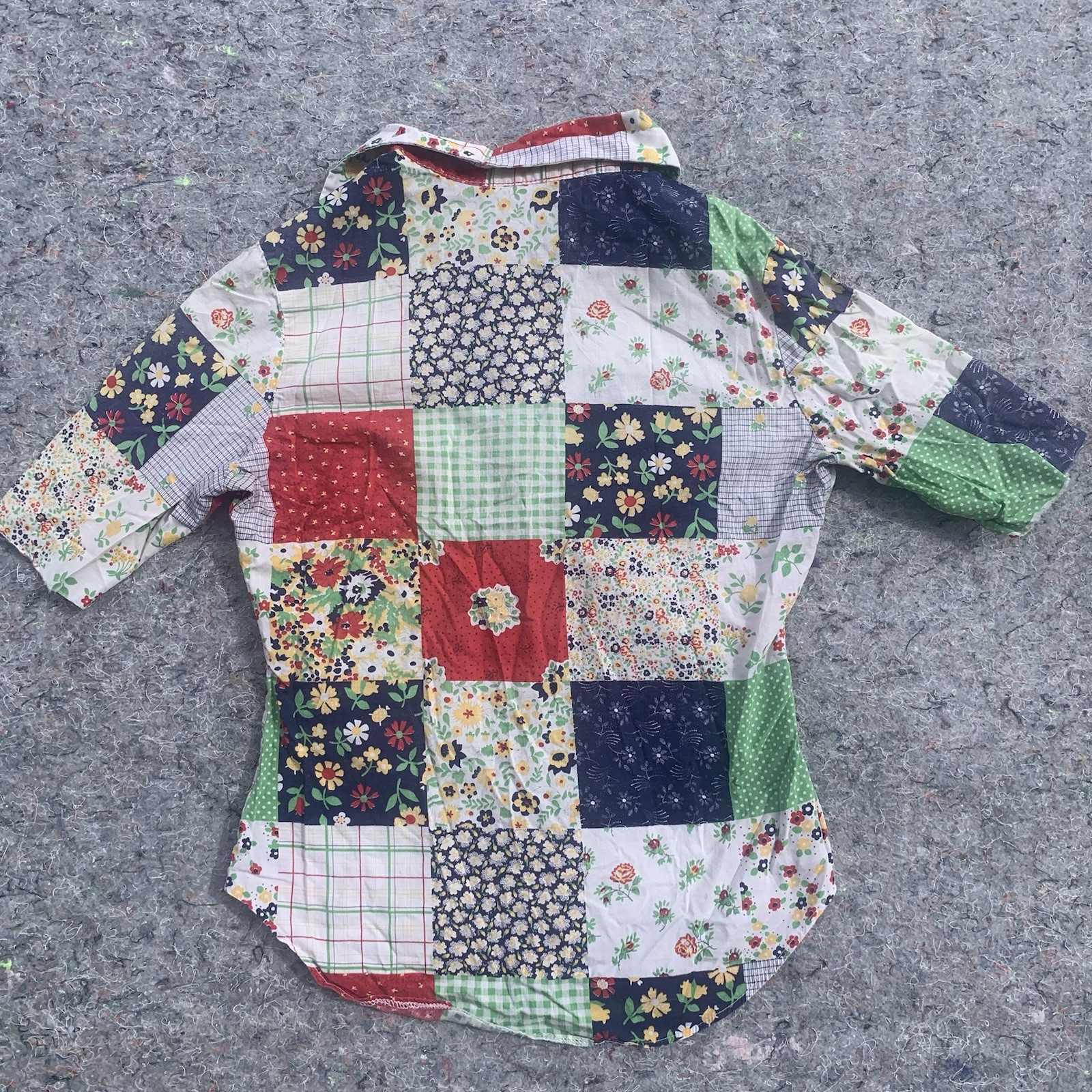 Vintage 70s YOU BABES faux patchwork cotton button down shirt top blouse floral