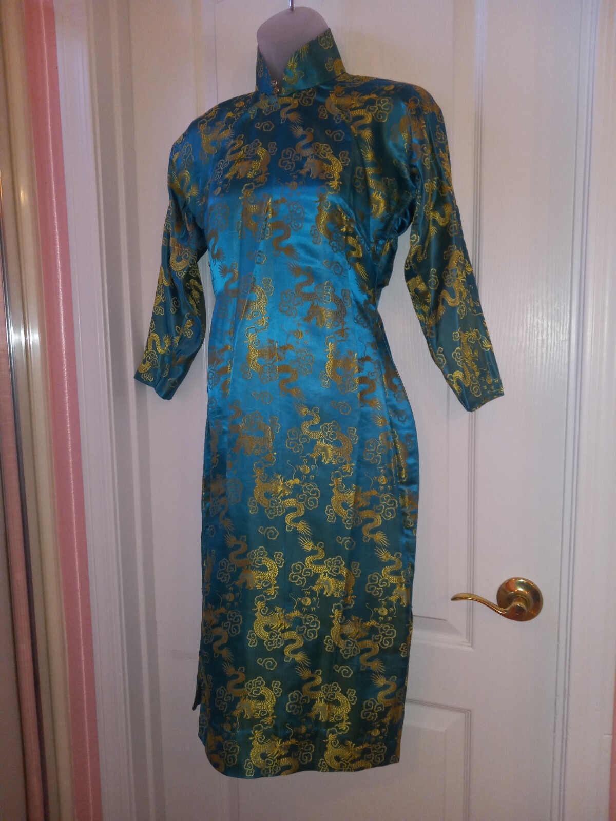 Vintage 60s Cheongsam Silk Turquoise Gold Oriental Dragon Wiggle Dress S Tiki O
