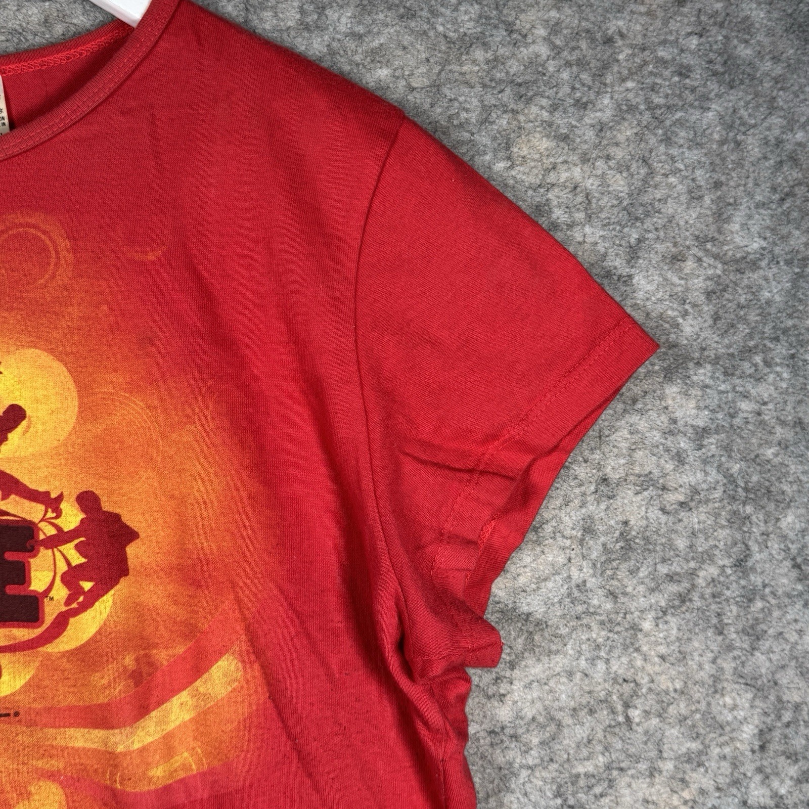 Womens The Beatles Love Cirque Du Soleil Red Graphic T Shirt Top Size XL 20×23