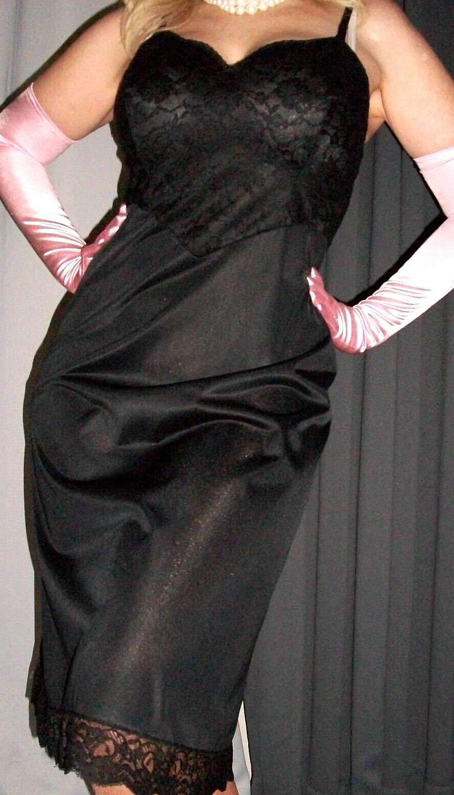 Vtg Vanity Fair Black Nylon Wide Bodice Lace Slip 38