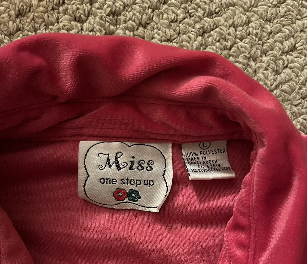 VTG One Step Up Hot Pink Velour Snap Front Top Womens L Y2K