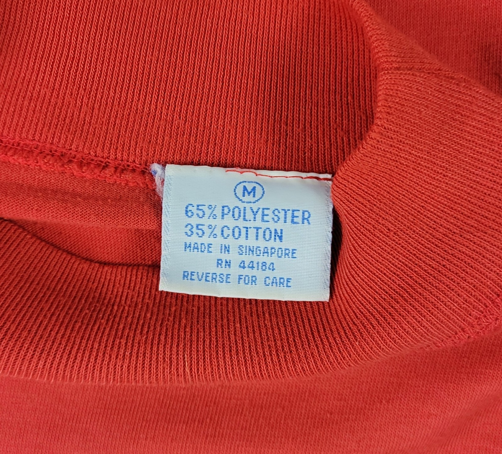 Vintage Red Mock Turtleneck Dropped Shoulder Top w Ribbed Collar & Cuffs Size M