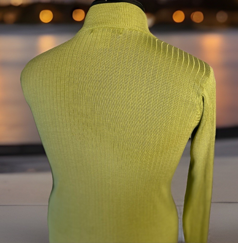 Vintage 80s 90s Size Sm 100% Silk Ribbed Knitwear Lime Sweater Stephanie Andrews