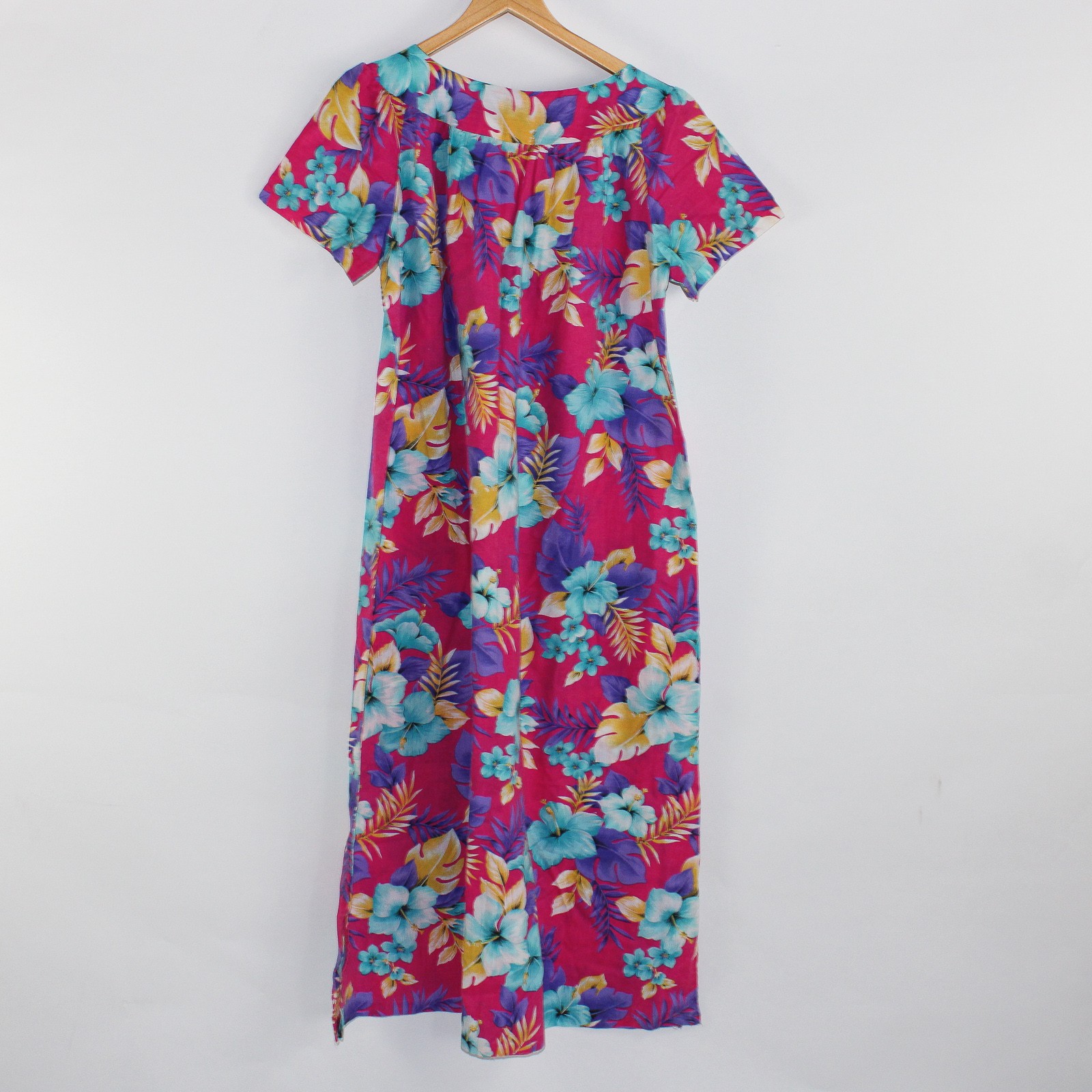 Hedy Lin Vibrant Multicolor Hibiscus Pattern Muumuu House Dress Women’s 2XL