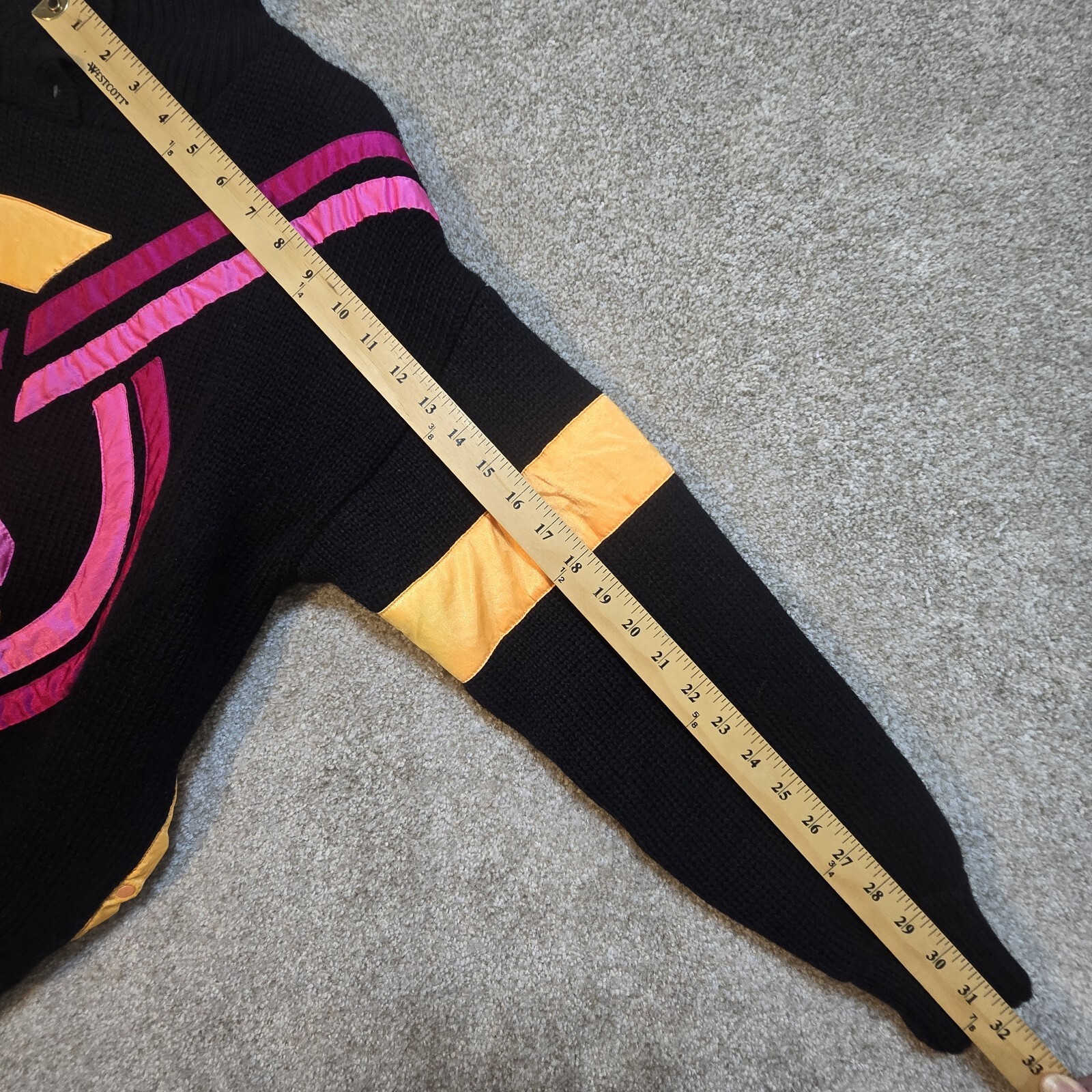 Tyrolia by Head Vintage Ski Sweater Geometric Lined Pockets High Neck Women’s S