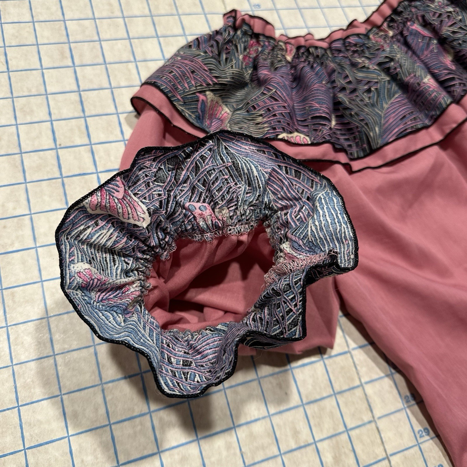 VTG Women’s Pink Ruffled Blouse Square Dance Size M/L Pink Butterfly Psychedelic